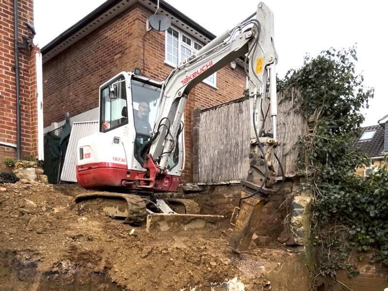 Concrete pump